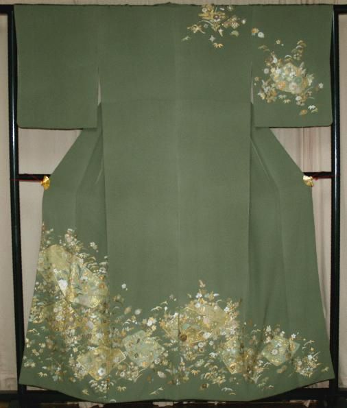 渋老竹色総刺繍豪華な訪問着（お勧め品です） - リサイクル着物