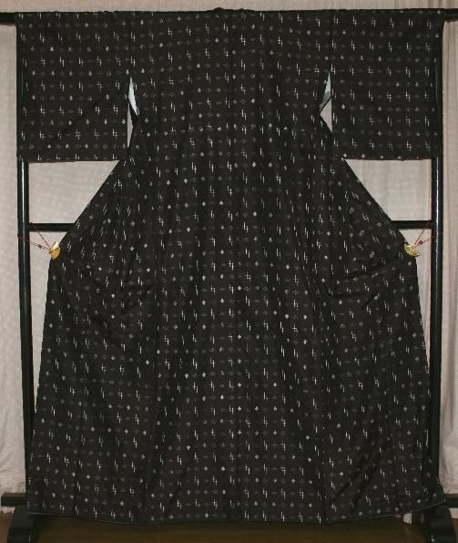 本場琉球絣 退紅色 紬