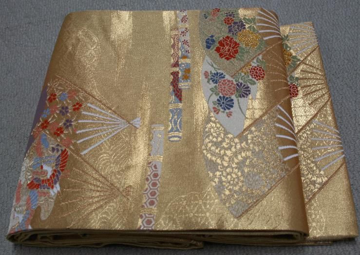 金色と白色の波模様 袋帯No-m710金地扇模様 金色と白色の波模様 袋帯No-m710金地扇模様 - メルカリ