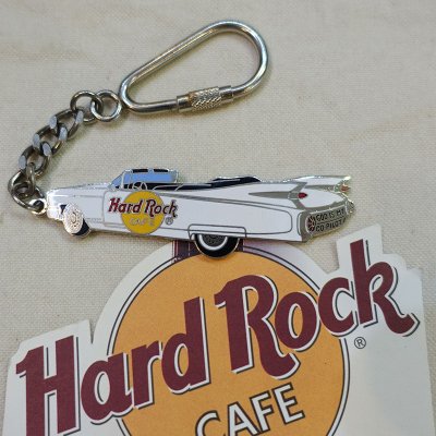 <img class='new_mark_img1' src='https://img.shop-pro.jp/img/new/icons62.gif' style='border:none;display:inline;margin:0px;padding:0px;width:auto;' />ビンテージ Hard Rock Cafe ハードロックカフェ キャデラック キーチェーン/キーホルダー 【USED】