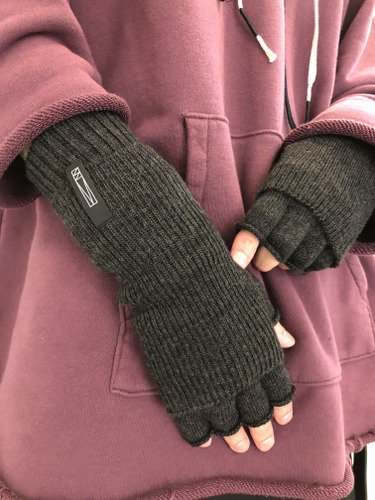 WIZZARD / LAYERED KNIT GLOVE / CHARCOAL - LAD MUSICIAN・A.F