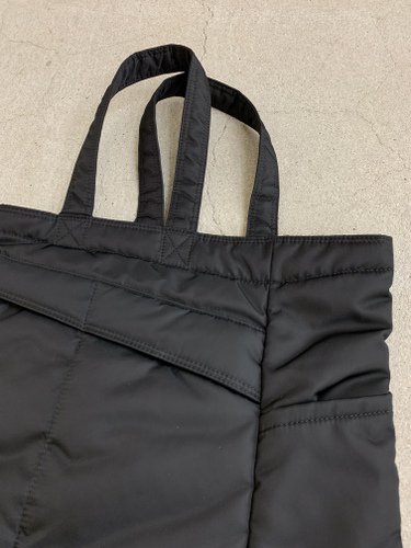 ANREALAGE×PORTER / SIDE ANGLE PORTER TOTE BAG / Black - LAD MUSICIAN・A.F  ARTEFACT・my beautiful landlet・VOAAOV・VICTIM・GARNI等の通販 |  鳥取県米子市のセレクトショップ、サイコボックス＜＜Psychobox＞＞