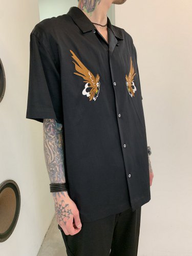 ANREALAGE / SIDE ANGLE HAWK EMBOROIDERY SHIRT / Black - LAD