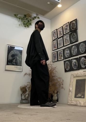 ANREALAGE ブラックアシンメトリックシャツ ANREALAGE ブラックアシンメトリックシャツ アンリアレイジ“ボール”の