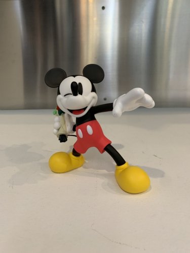 VCD Throw Mickey