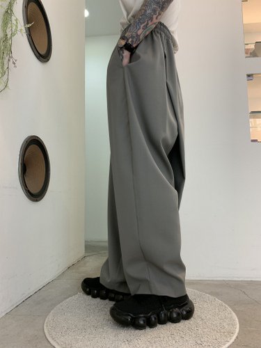 my beautiful landlet / TECH WOOL BACKWARP WIDE EASY PANTS / Gray - LAD  MUSICIAN・A.F ARTEFACT・my beautiful landlet・VOAAOV・VICTIM・GARNI等の通販 |  鳥取県米子市のセレクトショップ、サイコボックス＜＜Psychobox＞＞