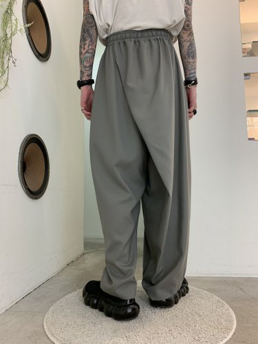 tech wool back warp easy pants - スラックス