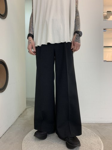 22AW 2TUCK WIDE FLARE SLACKS - www.csharp-examples.net