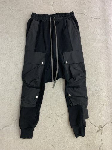 A.F ARTEFACT / Cargo Sarouel Sweat Trousers / Black - LAD MUSICIAN