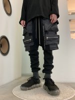 SIVA / ONE-PLEATS CARGO TROUSERS / BLACK - LAD MUSICIAN・A.F ARTEFACT・my  beautiful landlet・VOAAOV・VICTIM・GARNI等の通販 |  鳥取県米子市のセレクトショップ、サイコボックス＜＜Psychobox＞＞