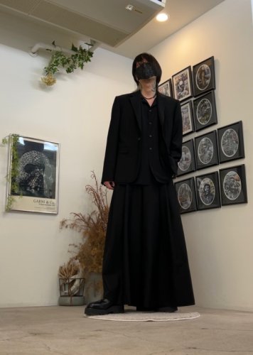 LAD MUSICIAN / WOOL GABARDINE STANDARD 1B JACKET / NANO BLACK - LAD  MUSICIAN・A.F ARTEFACT・my beautiful landlet・VOAAOV・VICTIM・GARNI等の通販 |