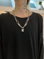 <img class='new_mark_img1' src='https://img.shop-pro.jp/img/new/icons20.gif' style='border:none;display:inline;margin:0px;padding:0px;width:auto;' />LAD MUSICIAN /  PADLOCK NECKLACE 1 / DARK SILVER