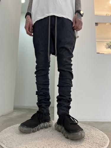 A.F ARTEFACT / Coated Stretch denim Sarouel skinny / Blue