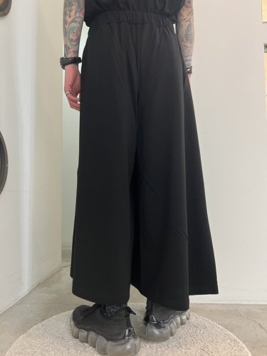 LAD MUSICIAN / 40/1 T-CLOTH ASYMMETRY PANTS / BLACK - LAD MUSICIAN