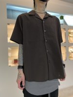 <img class='new_mark_img1' src='https://img.shop-pro.jp/img/new/icons20.gif' style='border:none;display:inline;margin:0px;padding:0px;width:auto;' />VICTIM / OPEN COLLAR SHIRTS / BROWN