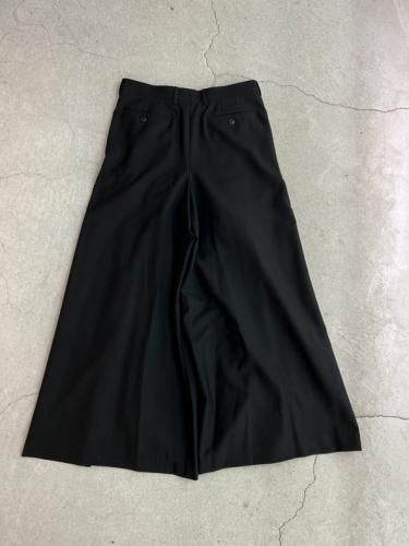 LAD MUSICIAN / WOOL GABARDINE 2TUCK WIDE FLARE / NANO BLACK