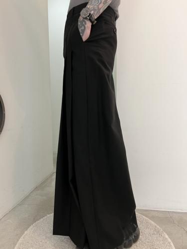 LAD MUSICIAN / WOOL GABARDINE 2TUCK WIDE FLARE / NANO BLACK