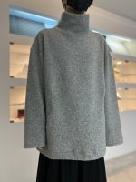 my beautiful landlet / RECYCLED WOOL PILE HI-NECK PULLOVER / GRAY