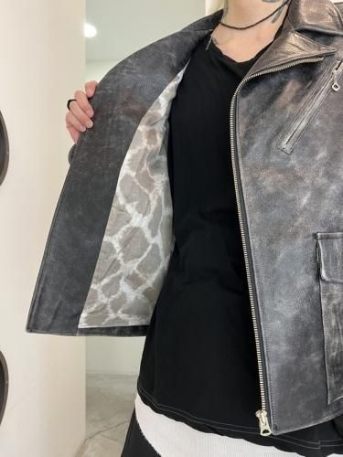 Varde77 / Crack leather double wide jacket / ONE COLOR - LAD