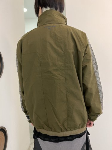 ANREALAGE×PUMA / WOVEN JACKET / Khaki - LAD MUSICIAN・A.F ARTEFACT 