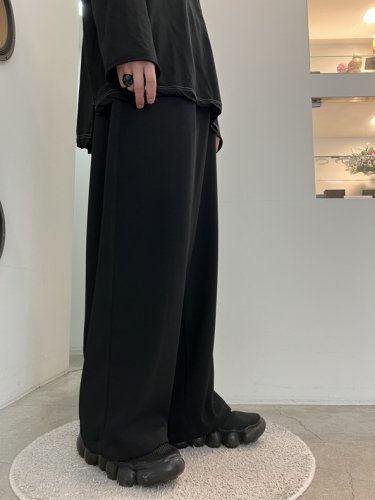 LAD MUSICIAN / ESTER SERGE BIG WIDE PANTS / BLACK - LAD