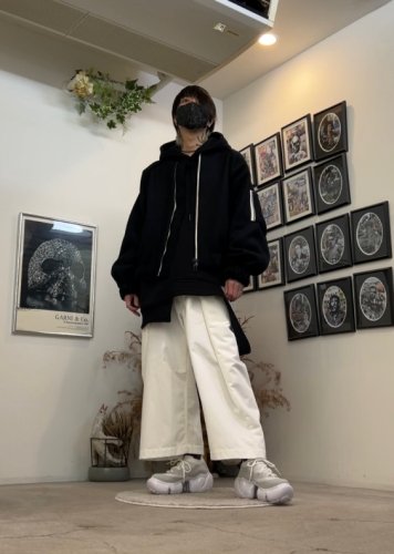 ANREALAGE / WRAP CHINO PANTS / White - LAD MUSICIAN・A.F ARTEFACT・my  beautiful landlet・VOAAOV・VICTIM・GARNI等の通販 |  鳥取県米子市のセレクトショップ、サイコボックス＜＜Psychobox＞＞