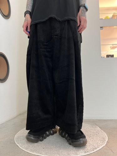 ANREALAGE / WRAP CORDUROY PANTS / Black - LAD MUSICIAN・A.F