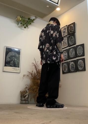 LAD MUSICIAN / 12oz FLAT DENIM TAPERED BAGGY PANTS / BLACK LAD MUSICIAN / 12oz FLAT DENIM TAPERED BAGGY PANTS / BLACK