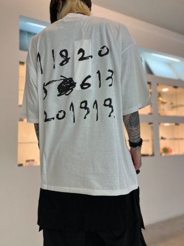 A.F ARTEFACT / Numbering Print Over Sized T-Shirts / White - LAD