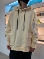 <img class='new_mark_img1' src='https://img.shop-pro.jp/img/new/icons56.gif' style='border:none;display:inline;margin:0px;padding:0px;width:auto;' />A.F ARTEFACT / Sweat Military Hoodie / Cream