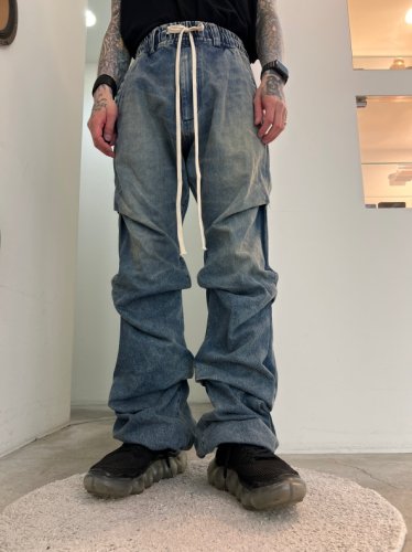 A.F ARTEFACT / Denim Tuck Slim Baggy Pants / Indigo Blue