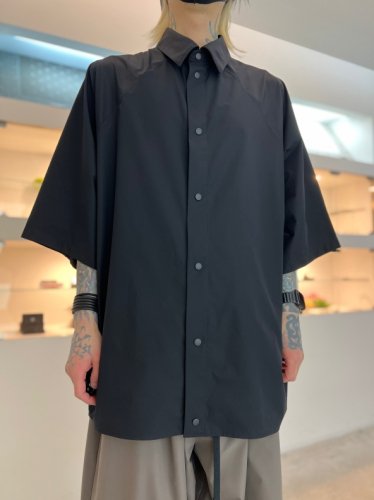 my beautiful landlet / PRIMEFLEX BIG SHORT SLEEVE SHIRT / BLACK