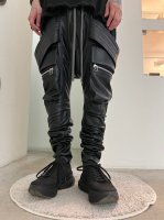 A.F ARTEFACT / Synthetic Leather Cargo Sarouel Skinny / Black