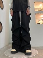 A.F ARTEFACT / Serge Tuck Wide Pants / Blackξʼ̿