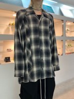 my beautiful landlet / OMBRE CHECK COTTON SHAGGY RAGLAN OVERSIZE SHIRT / BLACK