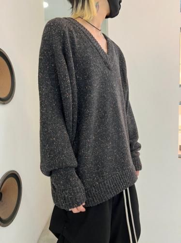 YOKE / ヨーク「5G MILANO RIB V-NECK KNIT」 - input staff blog
