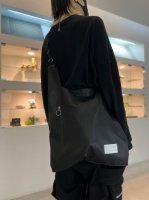 WIZZARD / LEATHER MARKET BAG / BLACK