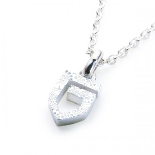 GARNI / Vine Pattern G Pendant - S/ Black & White【取り寄せ商品