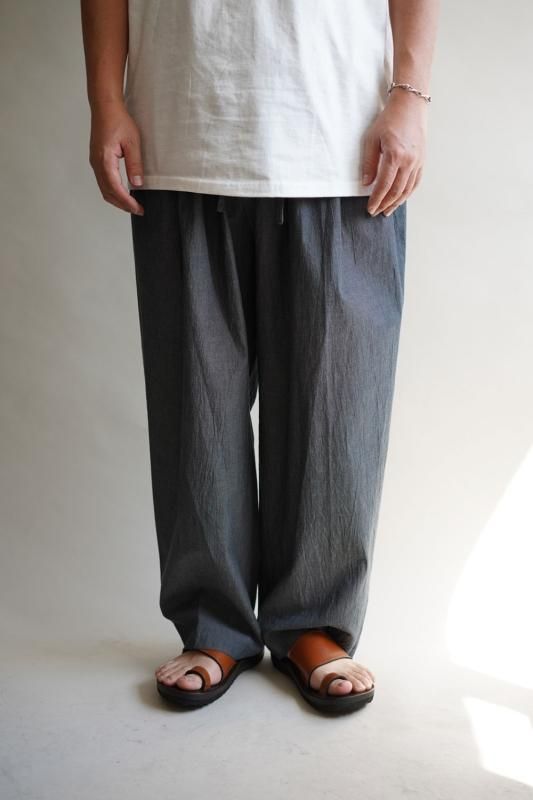 <img class='new_mark_img1' src='https://img.shop-pro.jp/img/new/icons3.gif' style='border:none;display:inline;margin:0px;padding:0px;width:auto;' />KICS DOCUMENT.ʥɥȡCHAMBRAY GATHERED PANTS