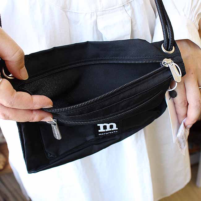 marimekko Smart Travel Bag （ブラック）/ マリメッコ スマートトラベルバッグ 【2021年秋限定】