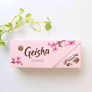 Fazer Geisha ファッツェル ゲイシャ / ヘーゼルナッツ入りミルクチョコレート/ フィンランド製