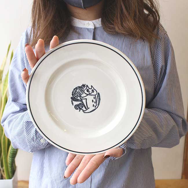 半額SALE／ 【貴重】鹿児島睦さん 大皿 オーバル ネコの絵皿 食器 