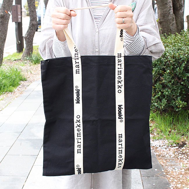 マリメッコ キオスキ トートバッグ（ブラック） / marimekko Kioski Solid Unikko cotton bag