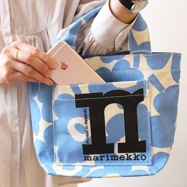 【2023年限定カラー】 マリメッコ Mono Mini Tote Unikko トートバッグ（コットン×ライトブルー）/ marimekko  【送料無料】