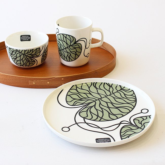 【オンラインショップ限定】ボットナ プレート20cm（オリーブグリーン） / marimekko Bottna Plate / marimekko  Bottna Plate / 北欧食器