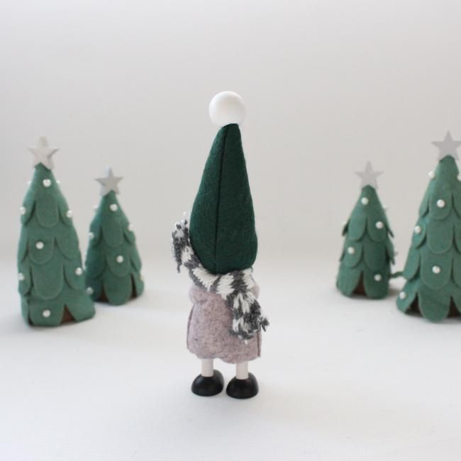 2025年限定】幸せを運ぶ妖精 ノルディカニッセ（ウサギを抱えた