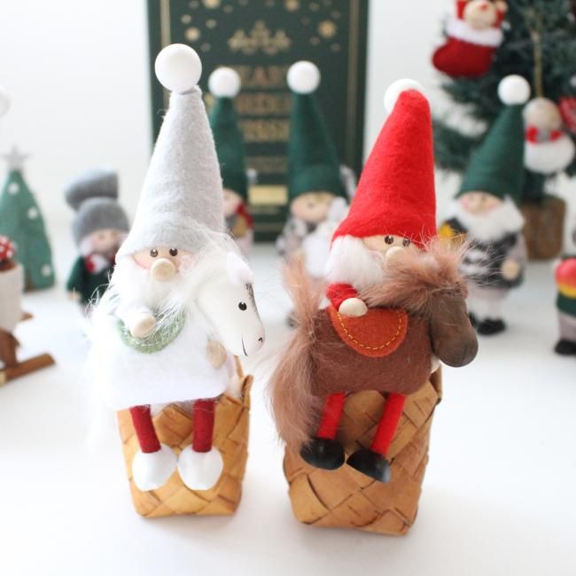 ノルディカニッセ【土日限定値下】 SALE】タツノオトシゴを抱えたサンタ NORDIKA nisse(ノルディカ