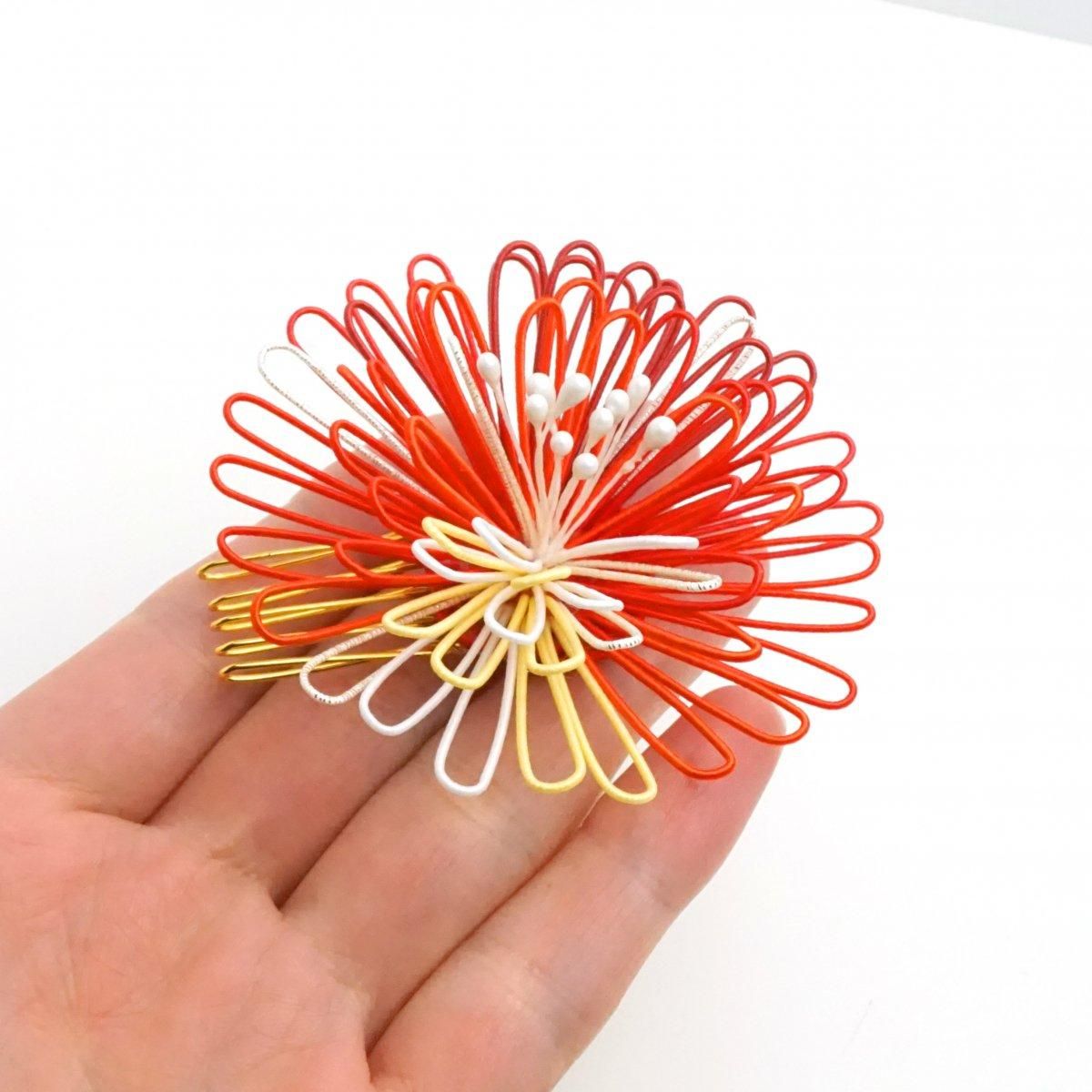 菊のかんざし付き祝儀袋 | 箱タイプ - 津田水引折型 online shop