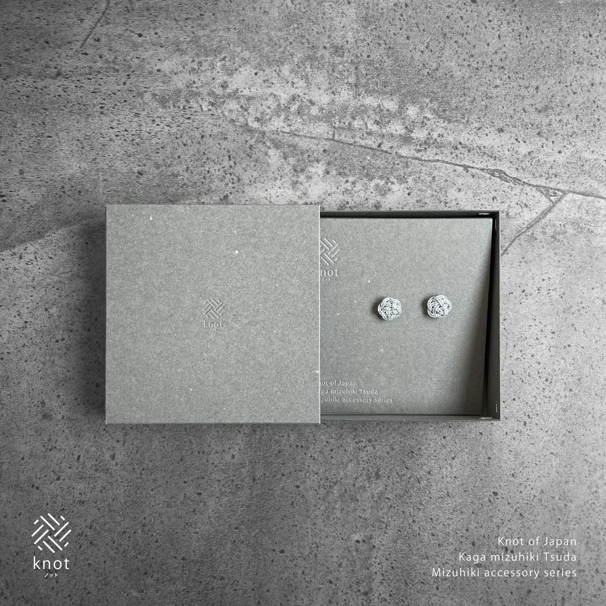 水引スタッドピアス | 花 - 津田水引折型 online shop