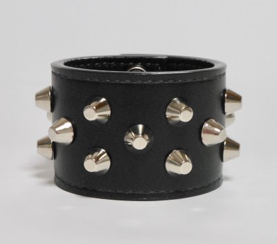 PUDDING RIVET SID WRIST BAND (BLK) - 99% is SHIT WEB SHOP